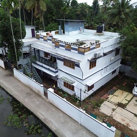 Paddy N Canal Homestay Alappuzha Zewnętrze zdjęcie